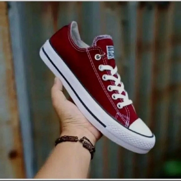 SEPATU SNEAKERS CONVERSE