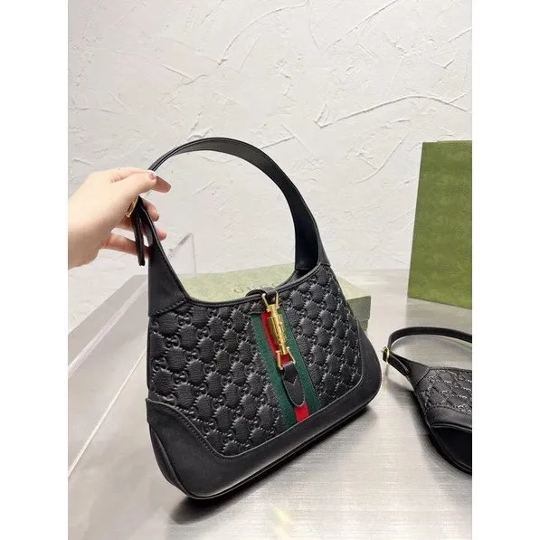 Tas Gucci underarm bag