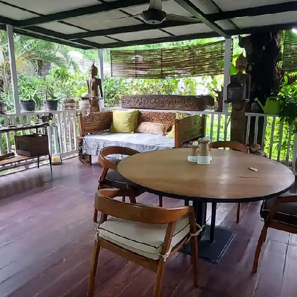 DISEWAKAN VILLA CANGGU 4 KAMAR DEKAT BERAWA BEACH