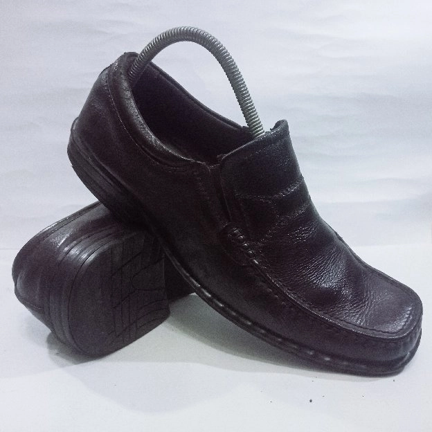 Sepatu Kulit Pria Untuk Acara Semi-Formal Hingga Formal | Donatello