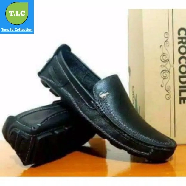 Sepatu Crocodile