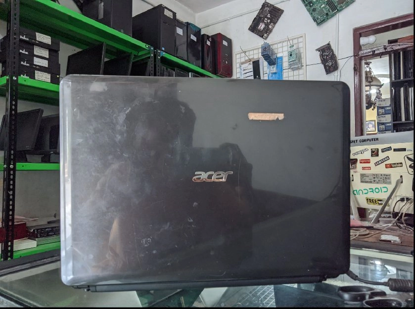 JUAL LAPTOP ACER BEKAS