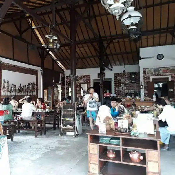 Dijual 12 are + FREE RESTO, Jl. Bypass Ngurah Rai Mumbul Benoa Nusa Dua Kuta Selatan