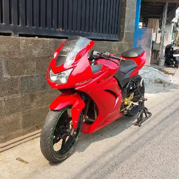 kawasaki ninja karbu tahun 2010