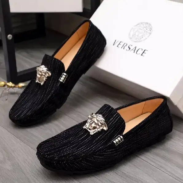 sepatu pria slip on versace loafer cowok men shoes tanpa tali