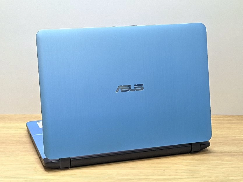 LAPTOP ASUS VIVOBOOK A407MA - INTEL CELERON N4000 - RAM 4GB - SSD 256GB - MULUS