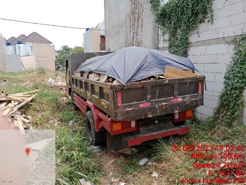 pull truck buang puing dan pengurugan