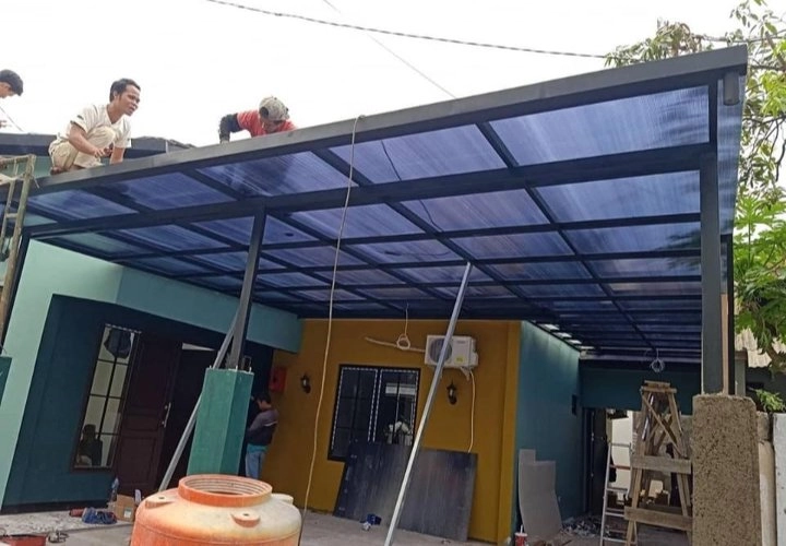 kanopi atap solar plat 