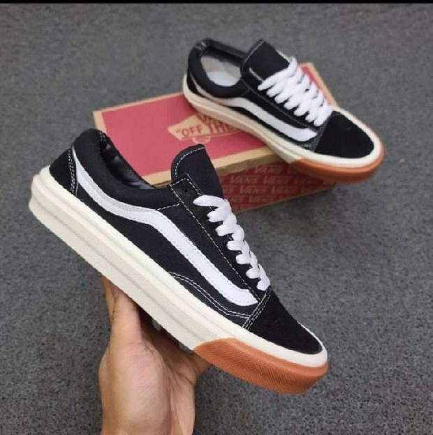 Sepatu Vans old school vault og bumper gum best seller 