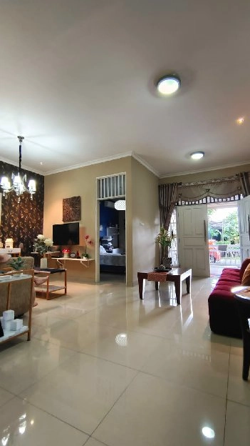 Rumah Terawat Semi Furnished di Kemang Pratama 1 Bekasi Kota"BEBAS BANJIR"