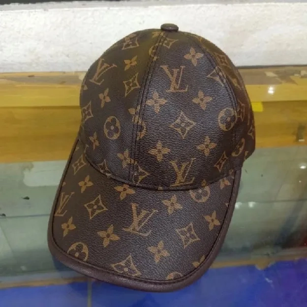 Topi Lv Monogram Coklat Topi Baseball