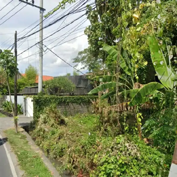 Dijual 8 are, Jl. Padang Linjong MEN LARI Batu Mejan Canggu Kuta Utara