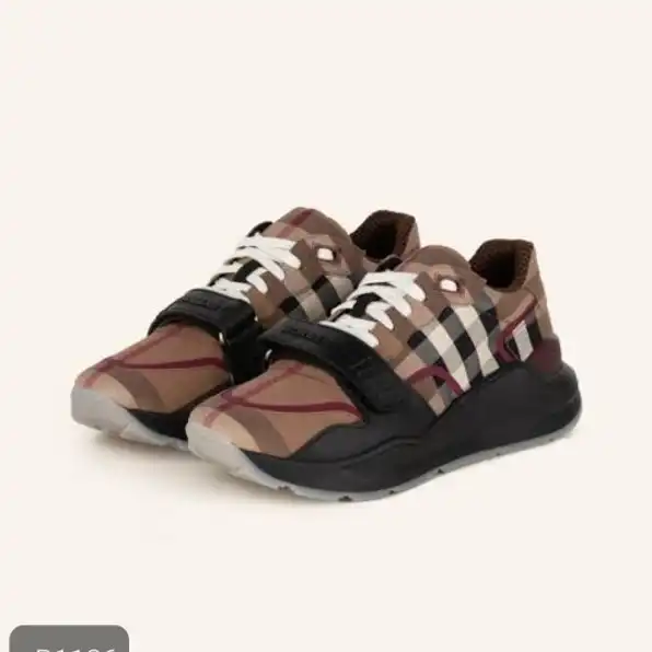 sepatu sneakers pria burberry