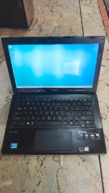 Laptop Sony VAIO Core i5-3230M 2,6GHZ/Ram 4Gb/HDD 500Gb/Intel HD4000/14Inch/Keyboard Backlight Mulus