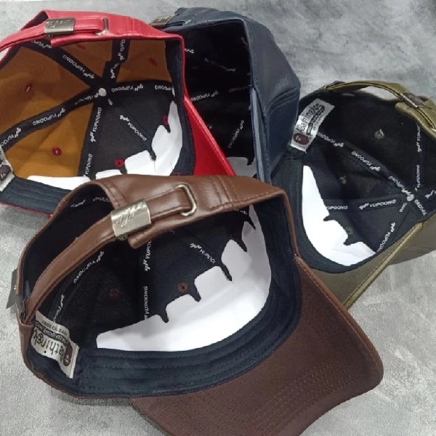 Topi BAPE Bathing Ape Leather Logo Bordir Topi Baseball Kulit