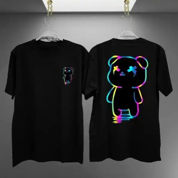 Baju Kaos Tshirt Jepang Pria Wanita Keren Lengan Pendek Boneka Pelangi Hitam Terbaru Motif Sablon