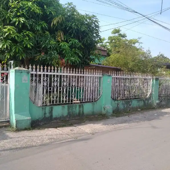 Rumah Besar 5 KM Model Antik