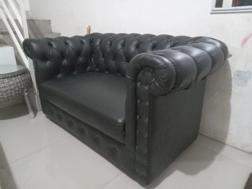 jual sofa kulit asli (2 seat)