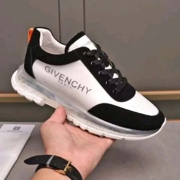 sepatu sneakers pria givenchy