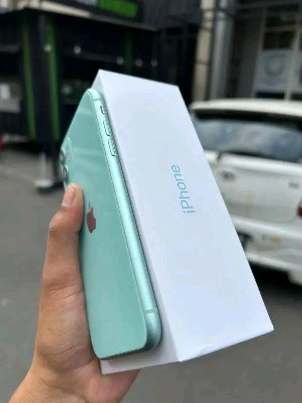 iPhone 11 128gb hijau 