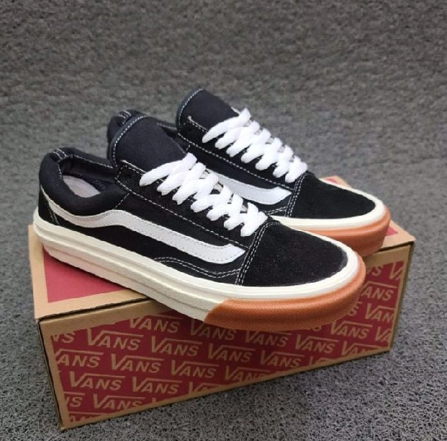 Sepatu Vans old school vault og bumper gum best seller 