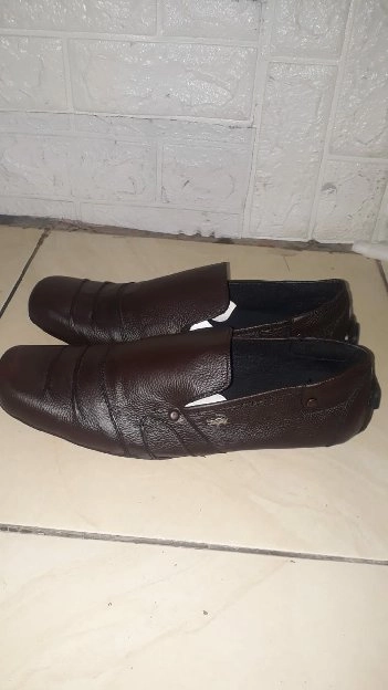 Sepatu Slip On Warna Coklat Tua