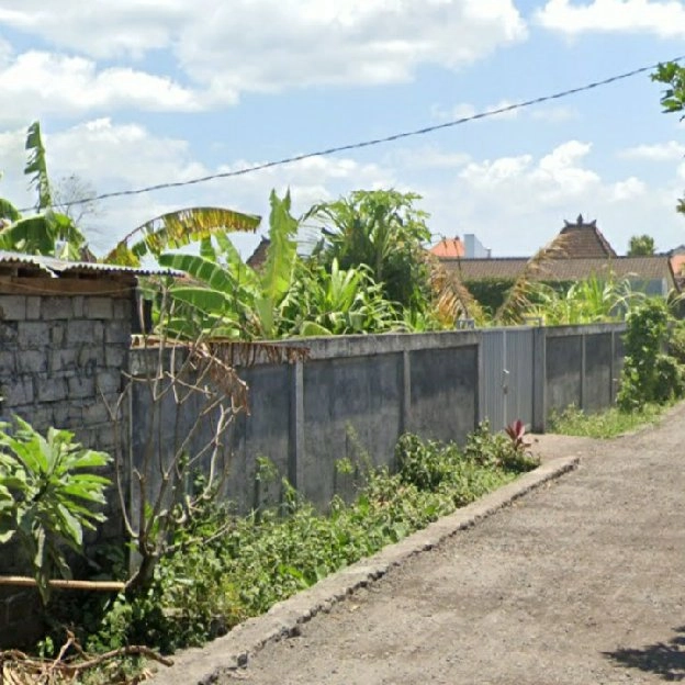 Dikontrakan 17 are, Jl. Gn. Patas Gunung Salak Kerobokan Kuta Utara