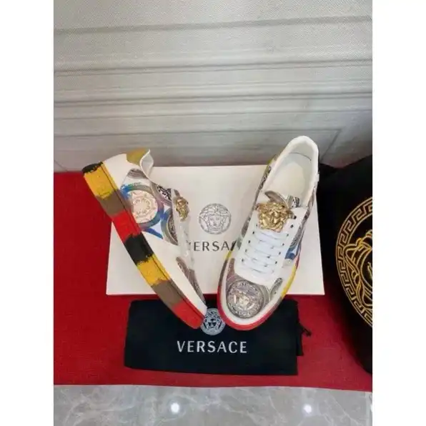 Sepatu versace casual fashion men's shoes