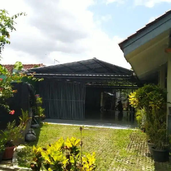 DIJUAL TANAH LUAS BESERTA RUMAH