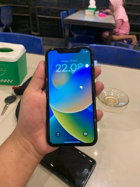 iPhone XR 64 GB Imei Terdaftar Bea Cukai