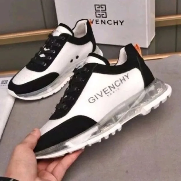 sepatu sneakers pria givenchy