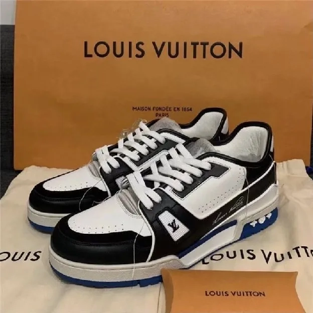 Sepatu sneakers pria louis vuitton lv low top skateboard