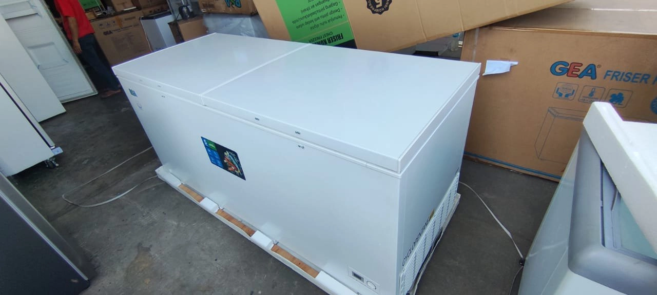 Cuci gudang unit New RSA Chest Freezer CF750H