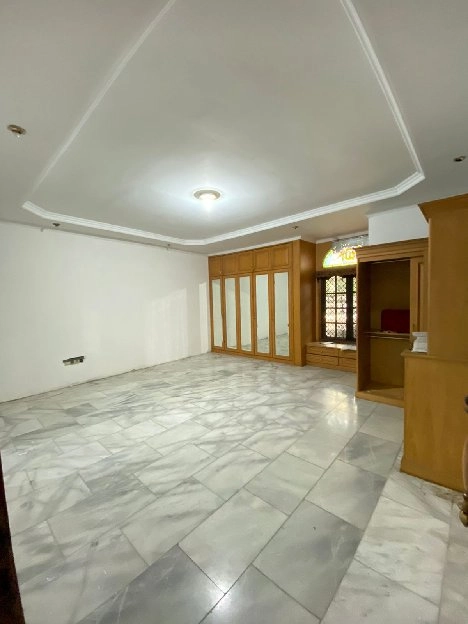 dijual rumah di tebet jakarta selatan