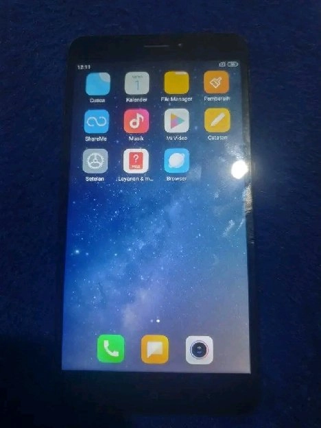 Xiaomi Mi Max 2 ram 4/64gb batangan