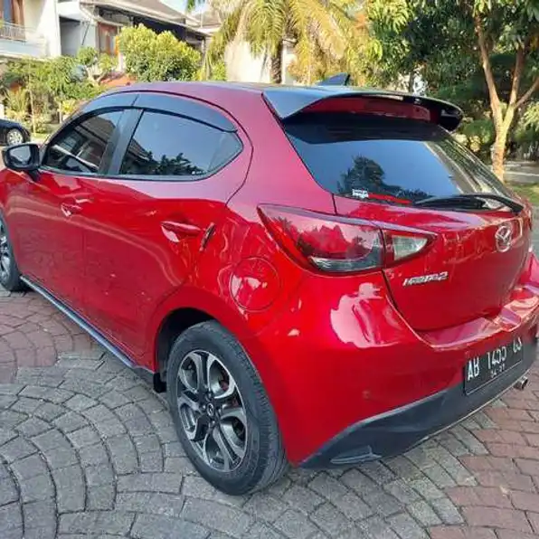 Mazda 2 1.5 Limited Edition Bensin-At 2015