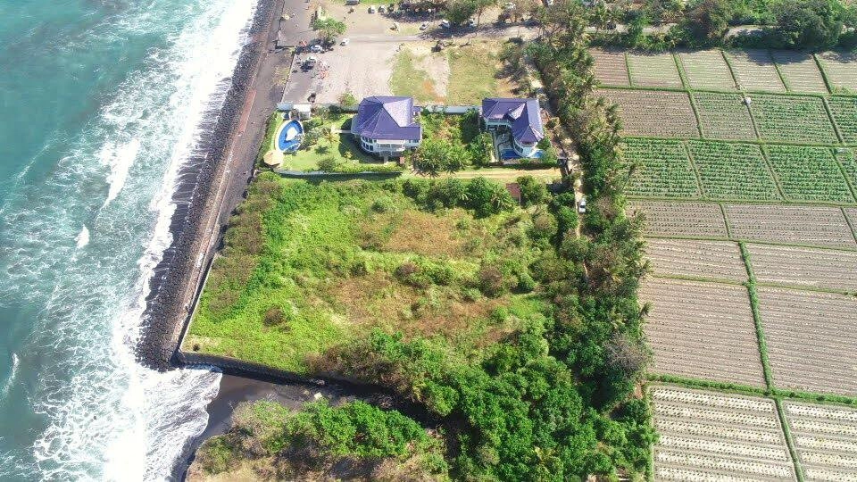 MURAH/ tanah los pinggir pantai di kawasan giayar bali