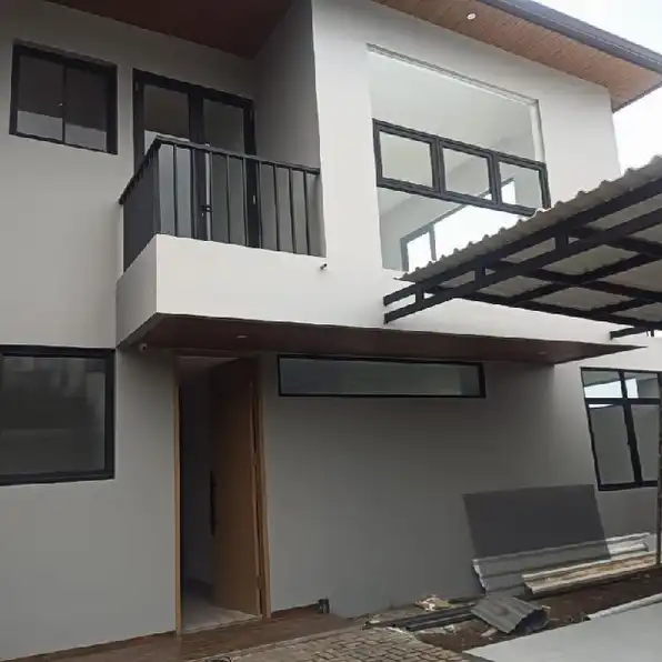 Rumah Baru Minimalis Modern SHM dgn Kolam Renang di Setiabudi Bandung