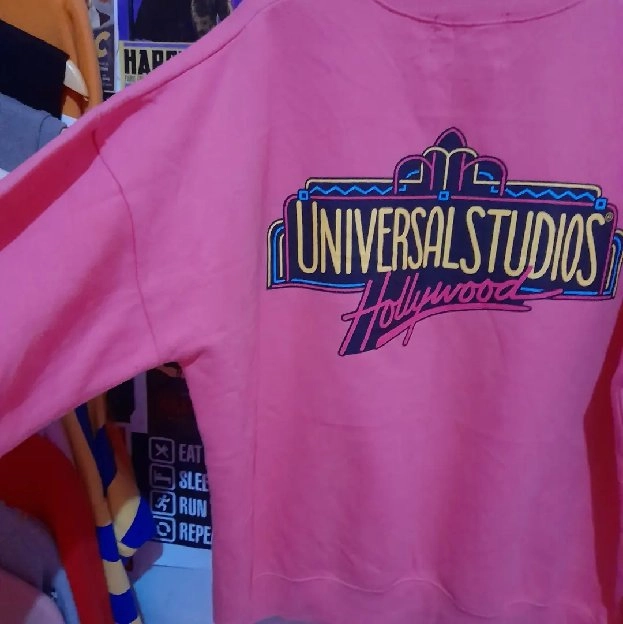 Crewneck universal studios