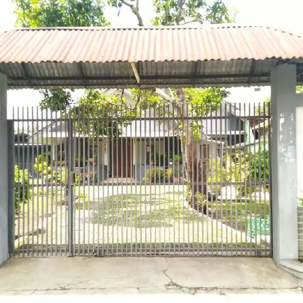 DIJUAL TANAH LUAS BESERTA RUMAH