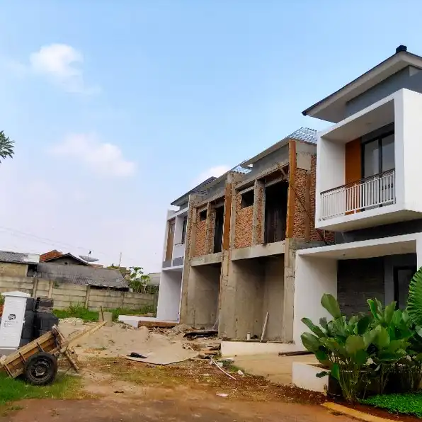 Rumah 2 lantai murah di pamulang