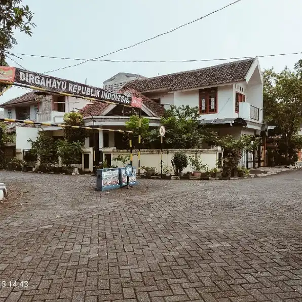 Rumah 2lt HOOK Perum Lembah Harapan Lidah Wetan Lakarsantri Surabaya 