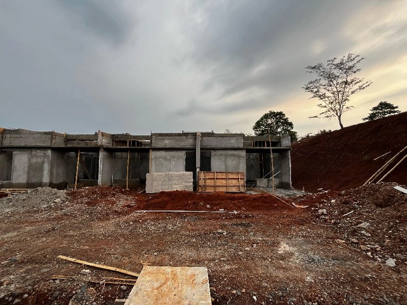 rumah komersil 1 lantai dekat tol serbaraja Bsd 