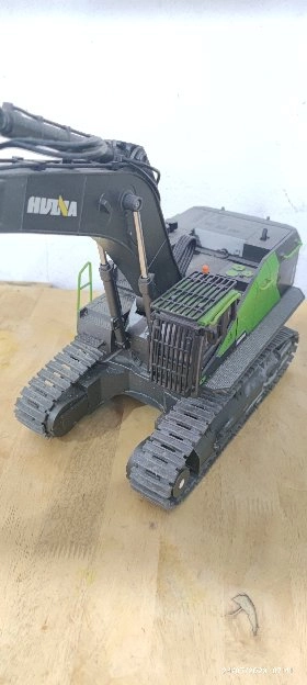 RC Excavator Huina 1593