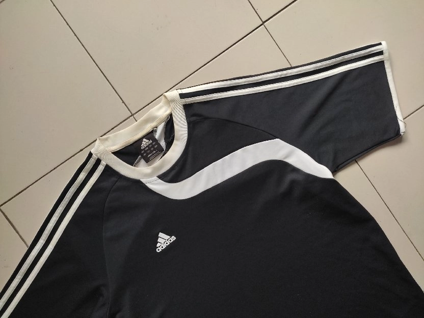 T-SHIRT/KAOS ADIDAS 