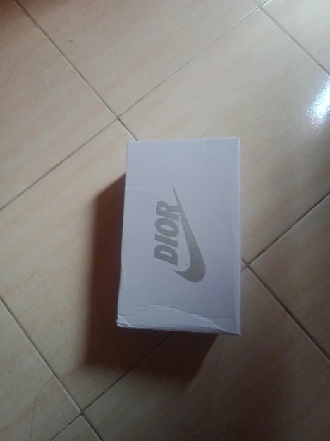 sepatu dior size42 