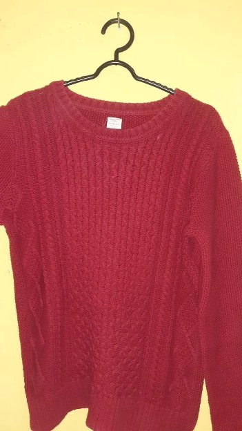 GIORDANO MAROON SWEATER RAJUT WOMEN 