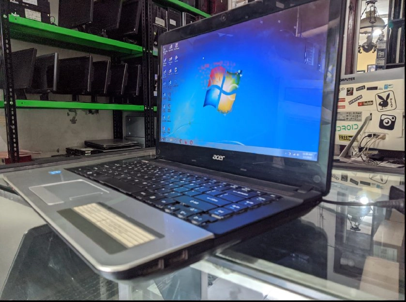 JUAL LAPTOP ACER BEKAS