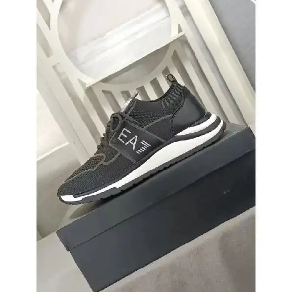 sepatu sneakers pria emporio armani