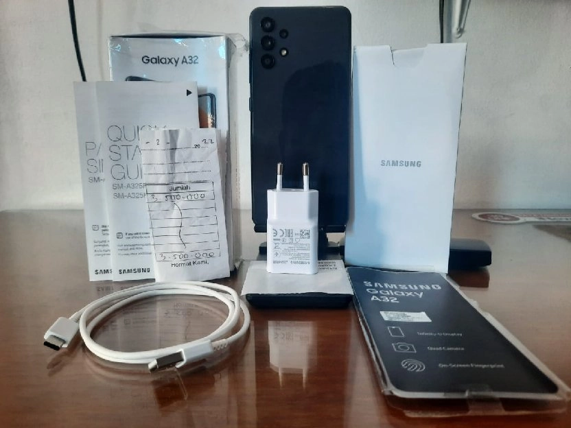 Samsung Galaxy A32 6/128 Hitam.